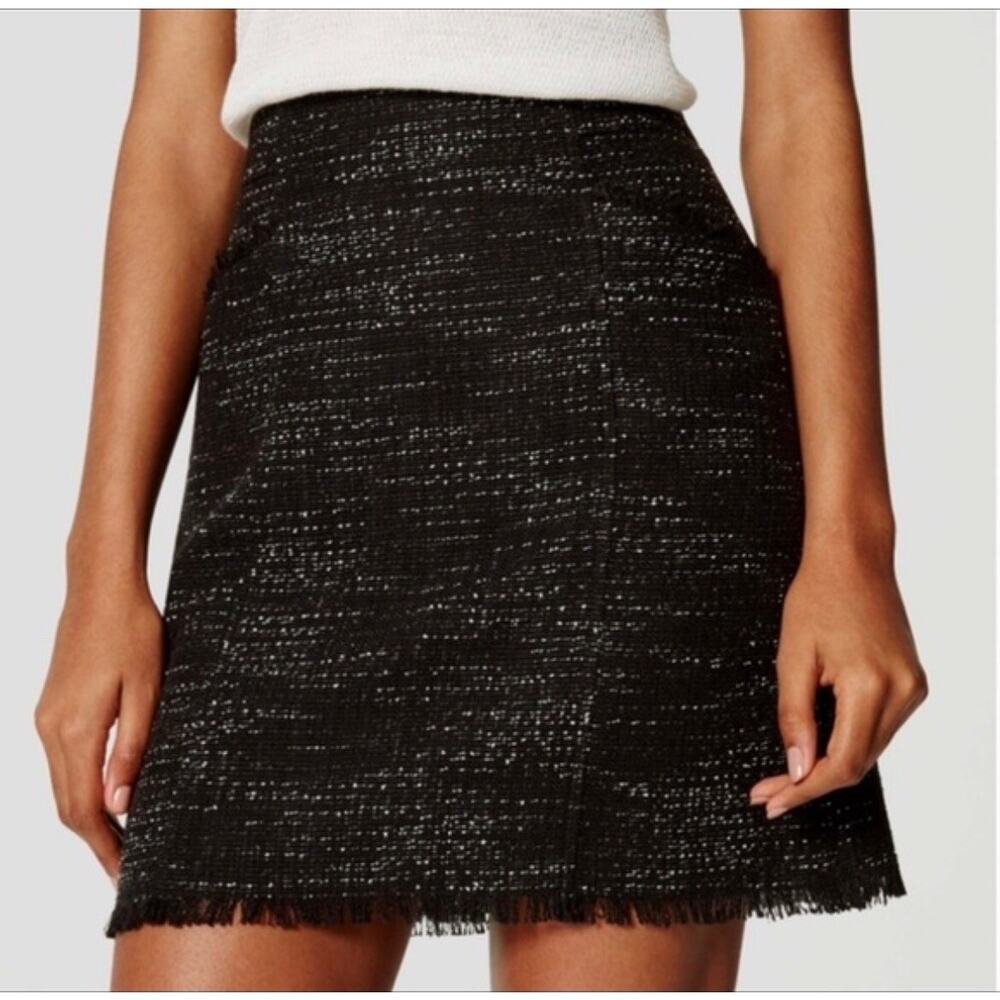 Loft NWT Women's Raw Edge Fringe Black Tweed Mini Skirt Size 6